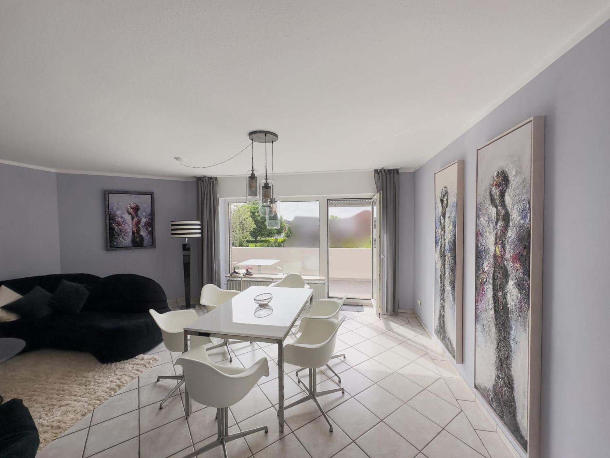 Apartment Ruhiges Juwel: Frisch Renoviert 100 Qm *